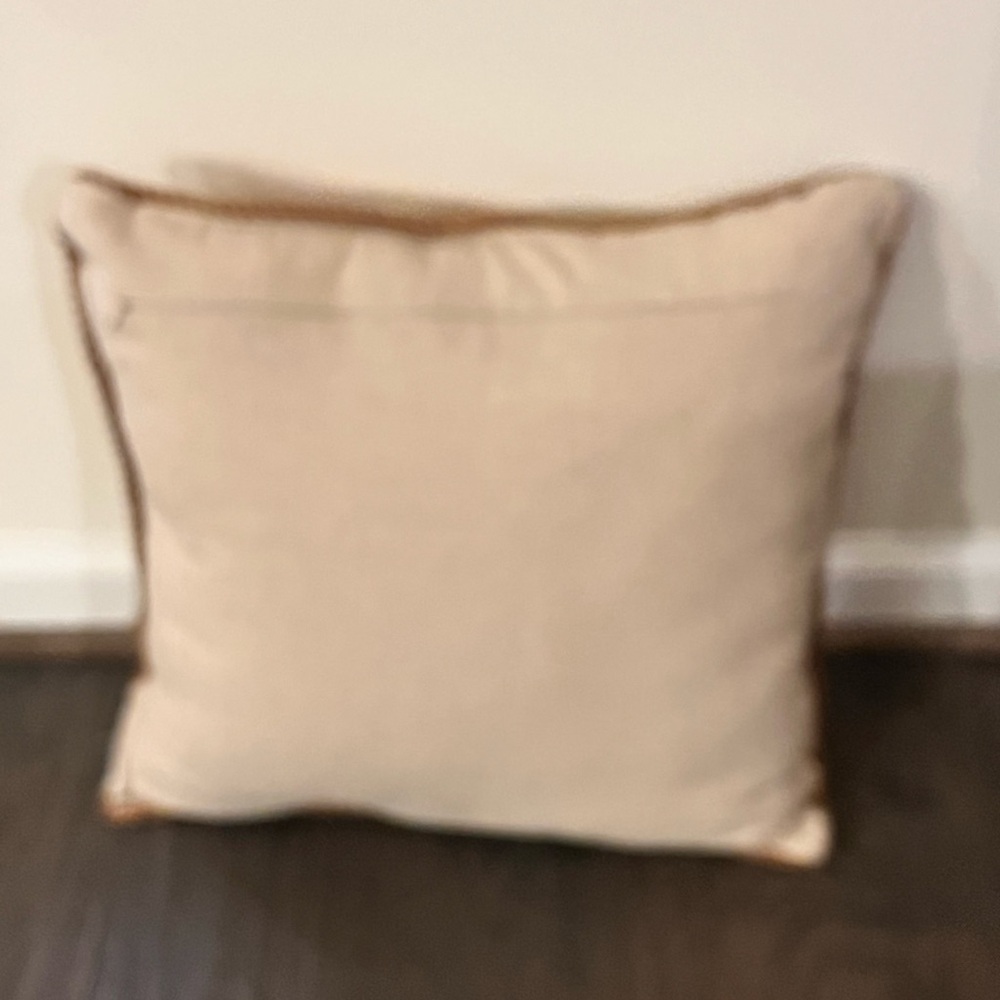Sunflower Throw Pillow decoration 16”x16” - Picture 3 of 5